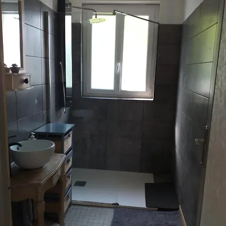 Maison Charmante A Avec Jardin Cloture. Semesterbostad Villers-sous-Foucarmont