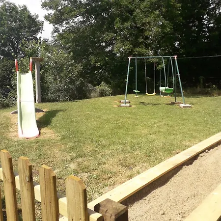 Maison Charmante A Avec Jardin Cloture. *